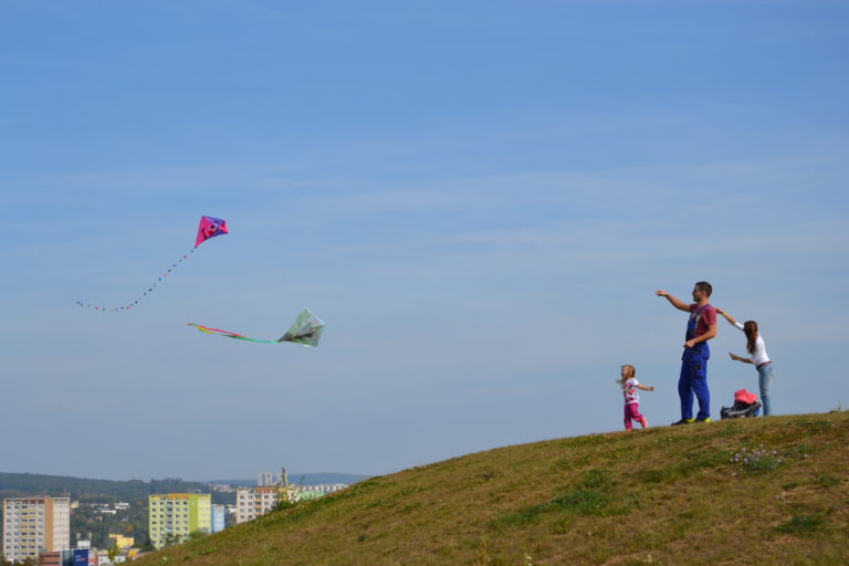 Říjen v Lužánkách: Drakiáda, lampionový průvod i podzimní divadlo