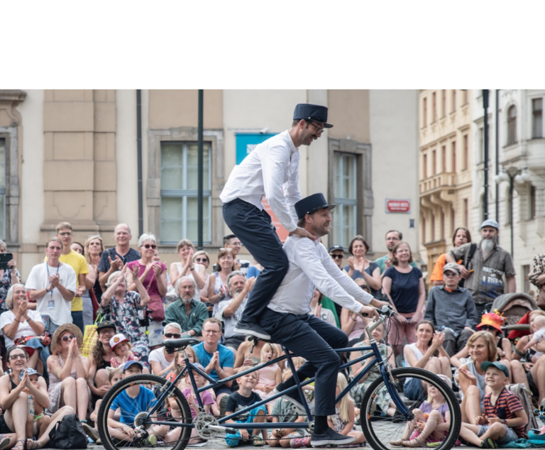 Do Brna se podesáté sjíždí cirkusoví artisté na festival Freš Manéž